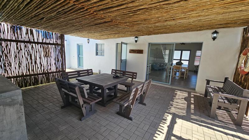 4 Bedroom Property for Sale in Dwarskersbos Western Cape